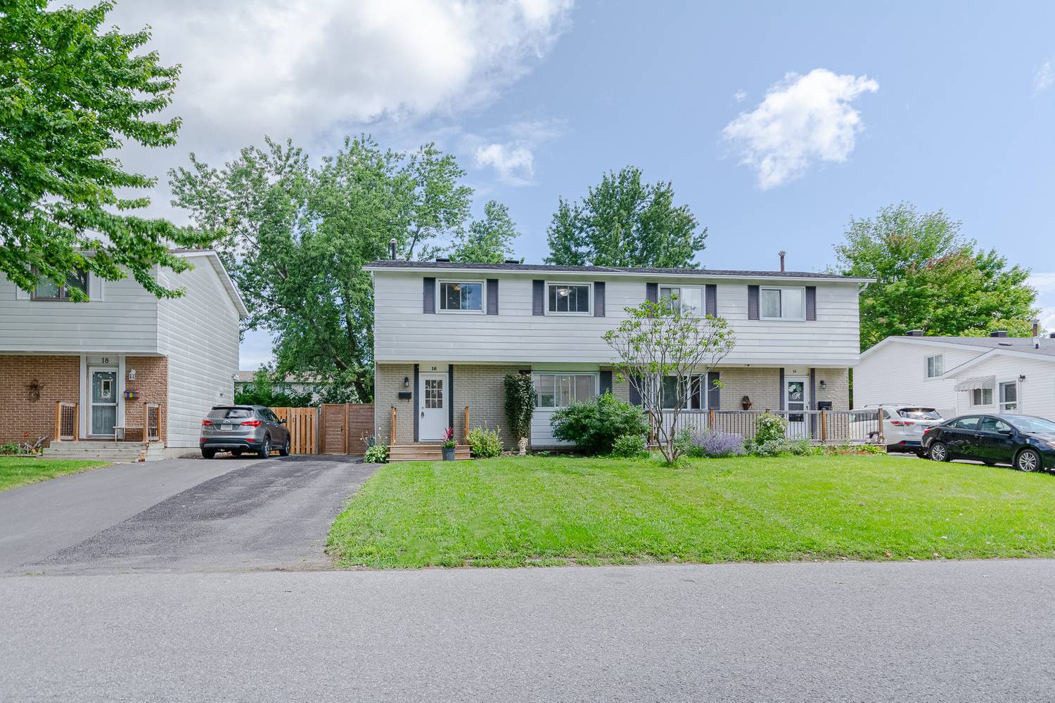 FOR SALE 16 Shouldice Crescent in Glencairn, Kanata